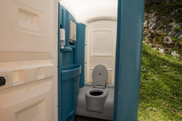 Best Luxury portable toilet rental  in Healdton, OK